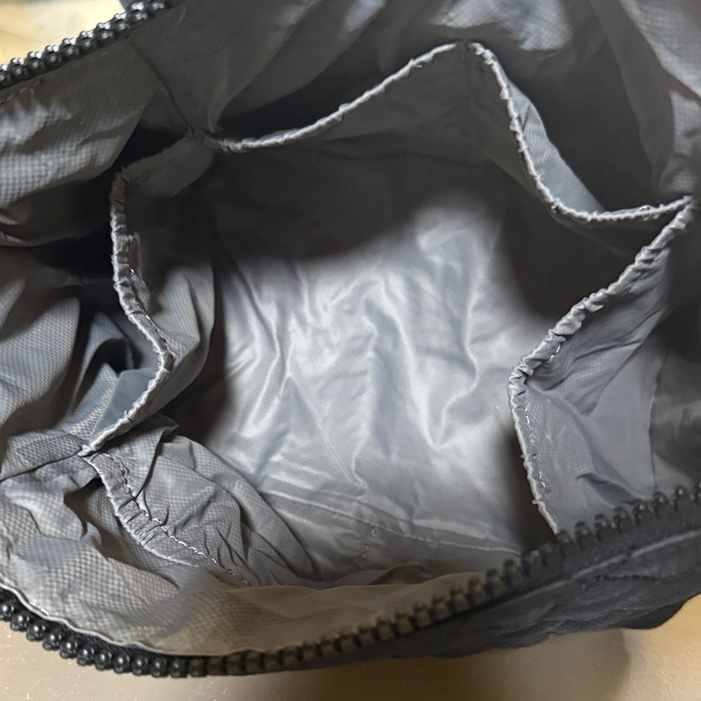Quilted Black MZ Wallace make-up bag - Picture 4 of 6